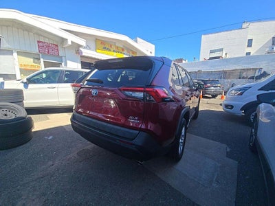 2021 Toyota RAV4 Hybrid XLE