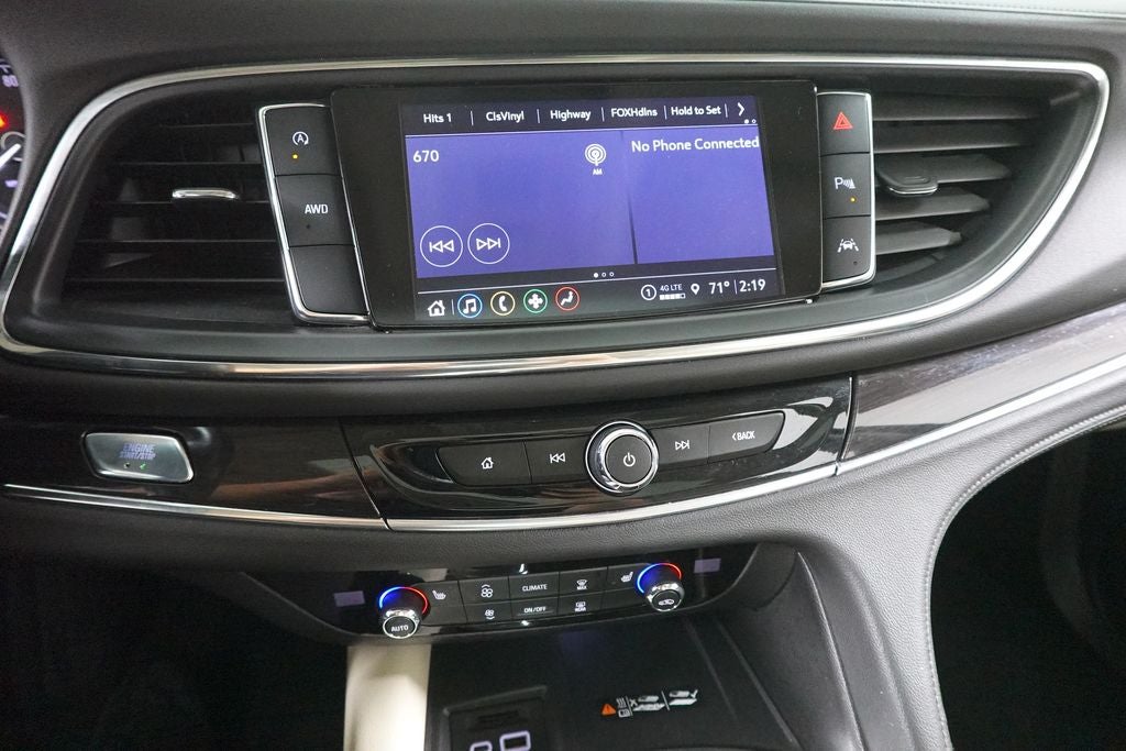 2022 Buick Enclave Essence