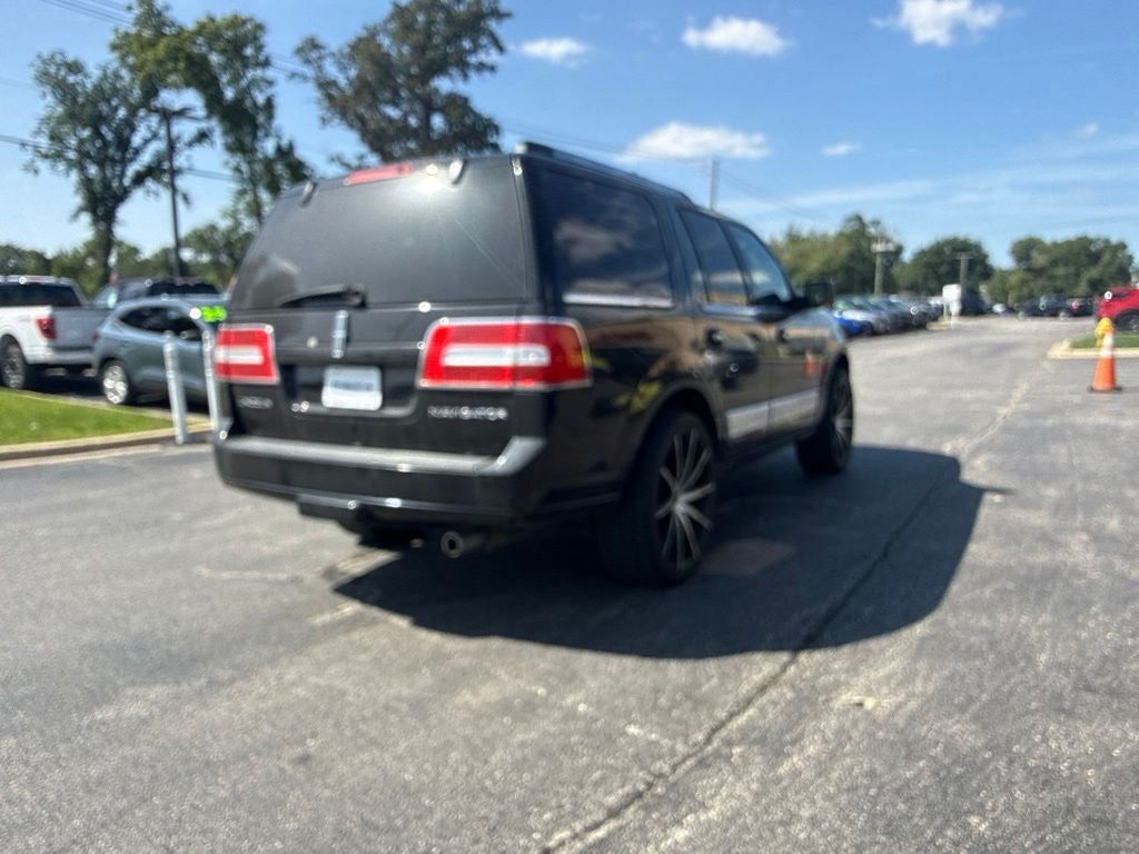 2010 Lincoln Navigator Base