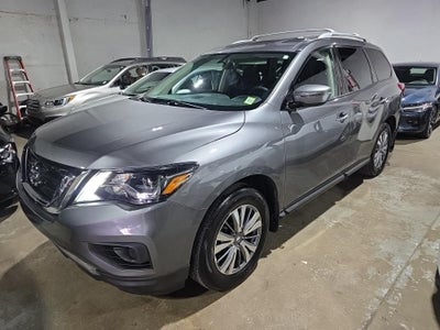 2020 Nissan Pathfinder S