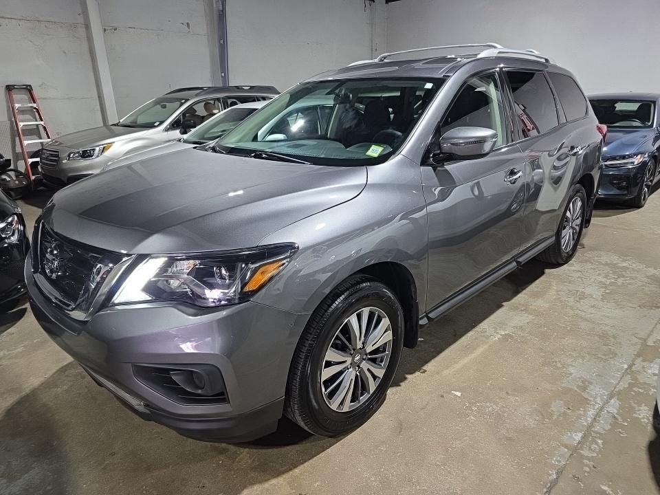 2020 Nissan Pathfinder S