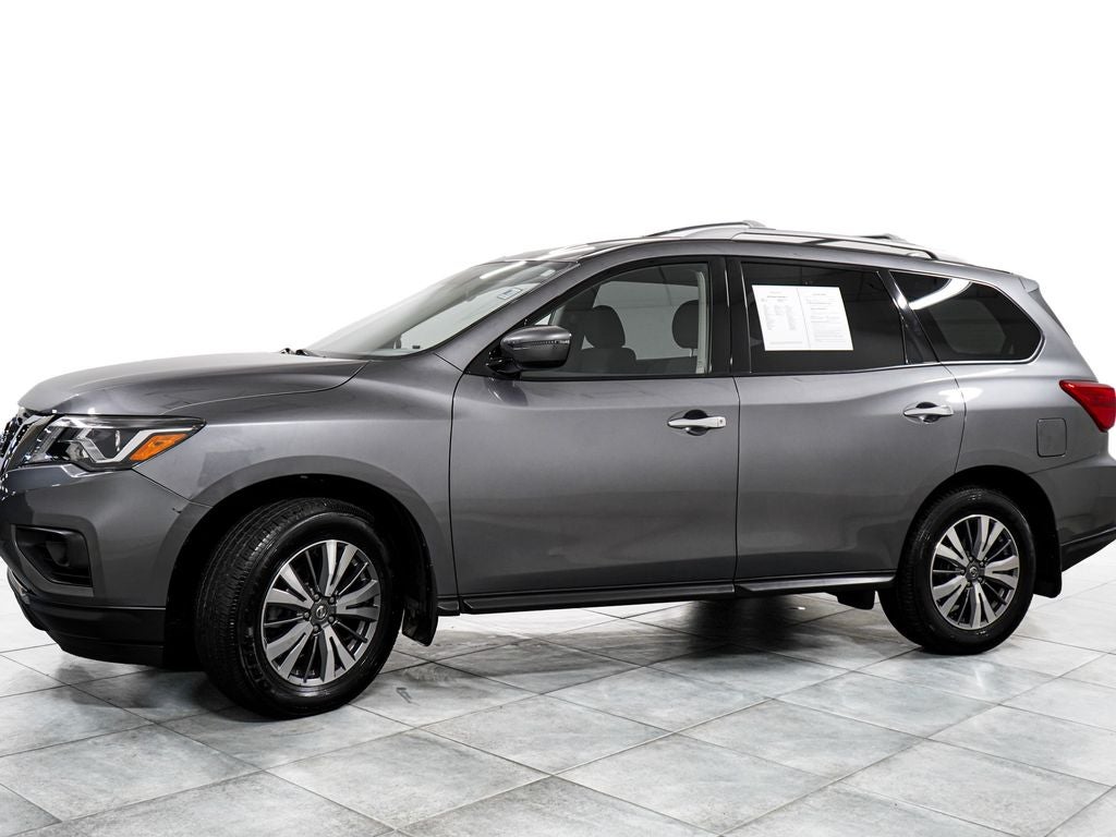 2020 Nissan Pathfinder S
