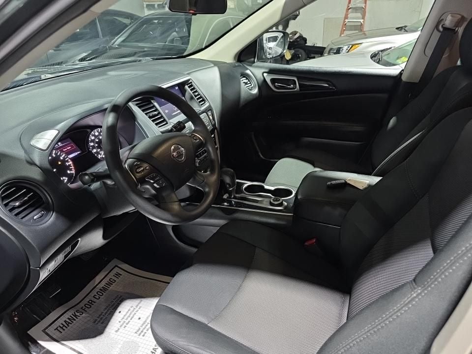2020 Nissan Pathfinder S