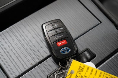 2024 Toyota Sienna XSE 7 Passenger