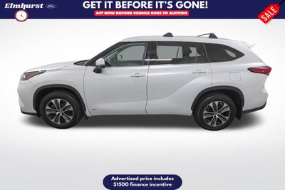 2022 Toyota Highlander Hybrid XLE