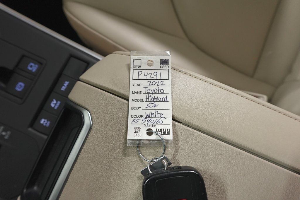 2022 Toyota Highlander Hybrid XLE