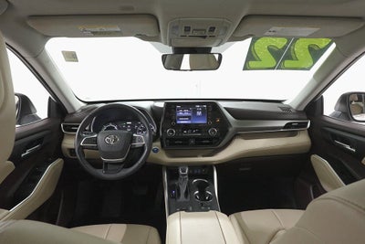2022 Toyota Highlander Hybrid XLE