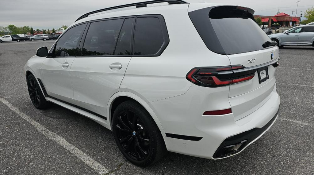 2024 BMW X7 xDrive40i M-Sport