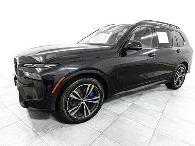 2023 BMW X7 M60i