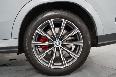 2024 BMW X6 xDrive40i