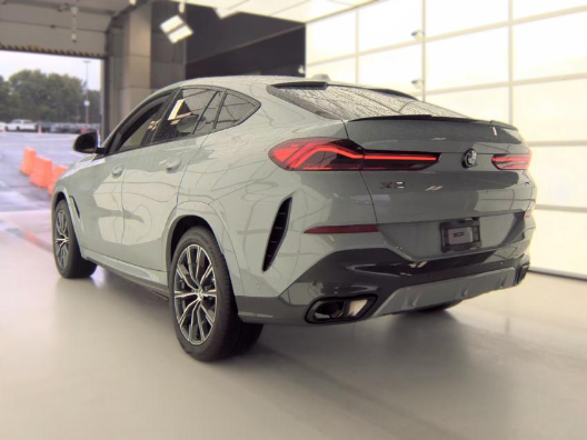 2024 BMW X6 xDrive40i