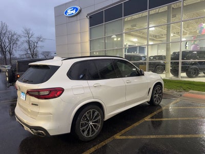2020 BMW X5 M50i