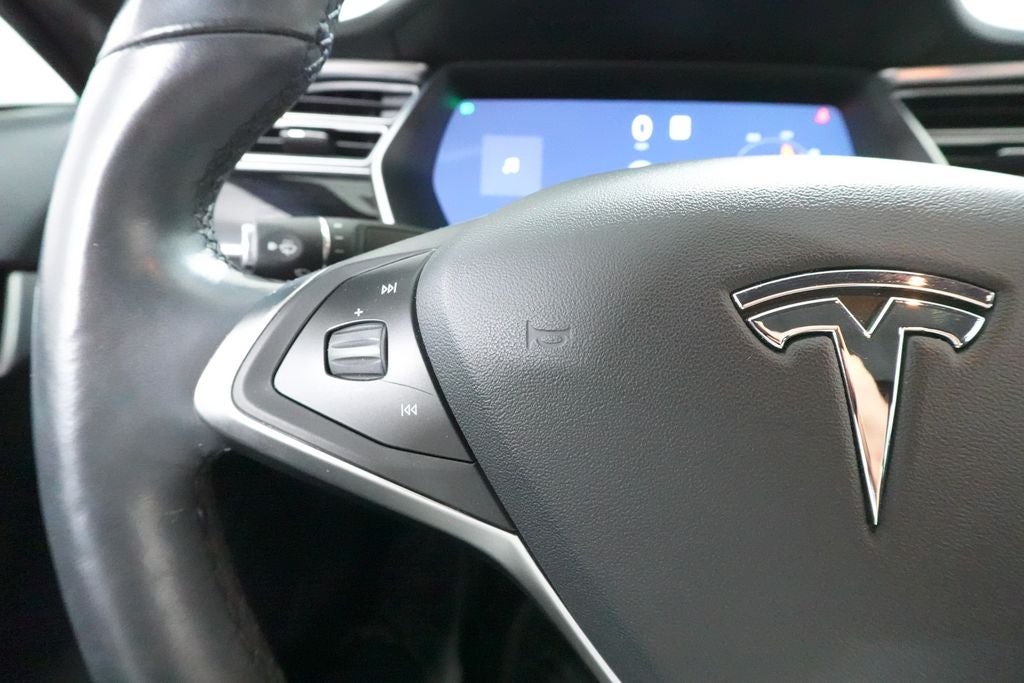 2016 Tesla Model S 70D
