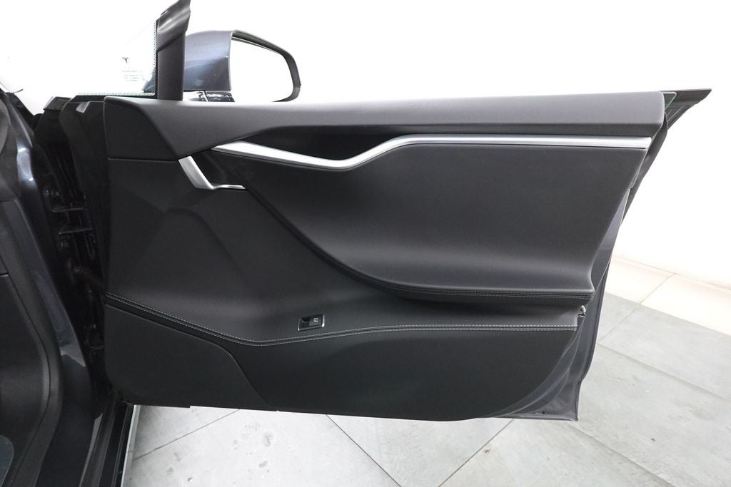 2016 Tesla Model S 70D