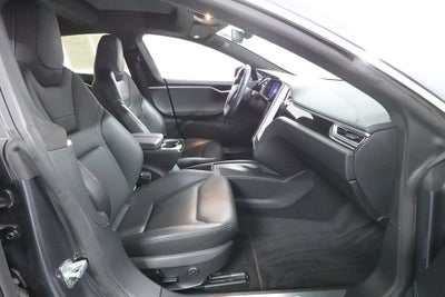 2016 Tesla Model S 70D