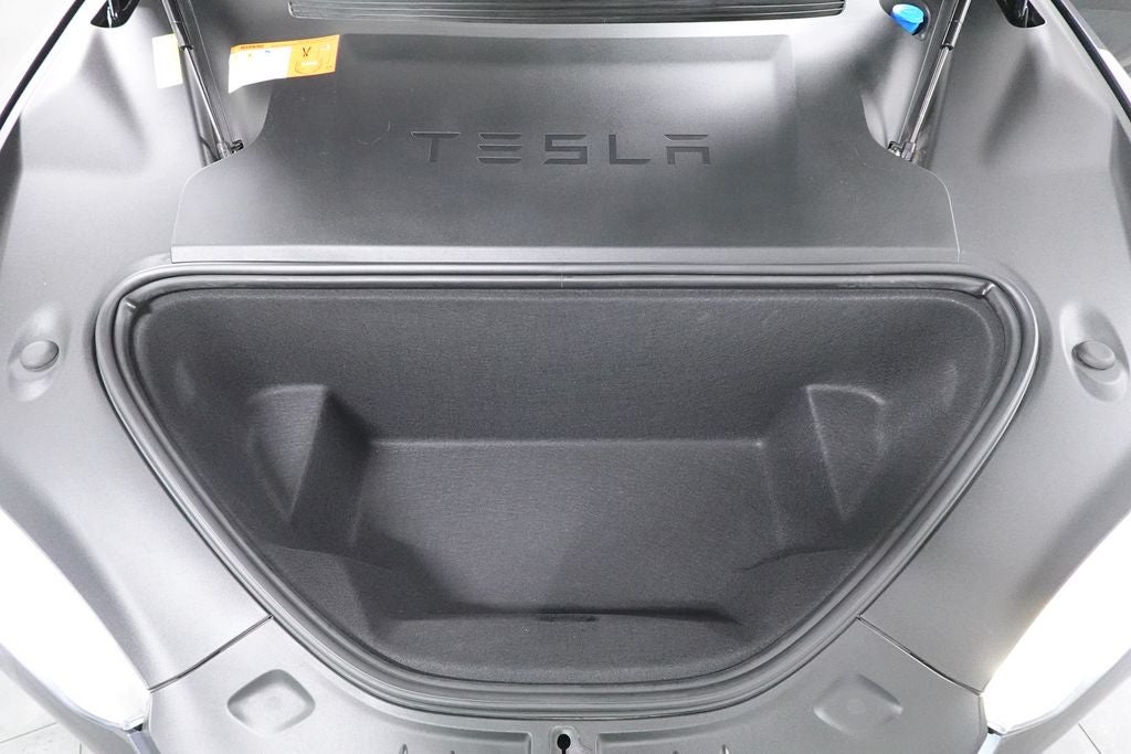 2016 Tesla Model S 70D