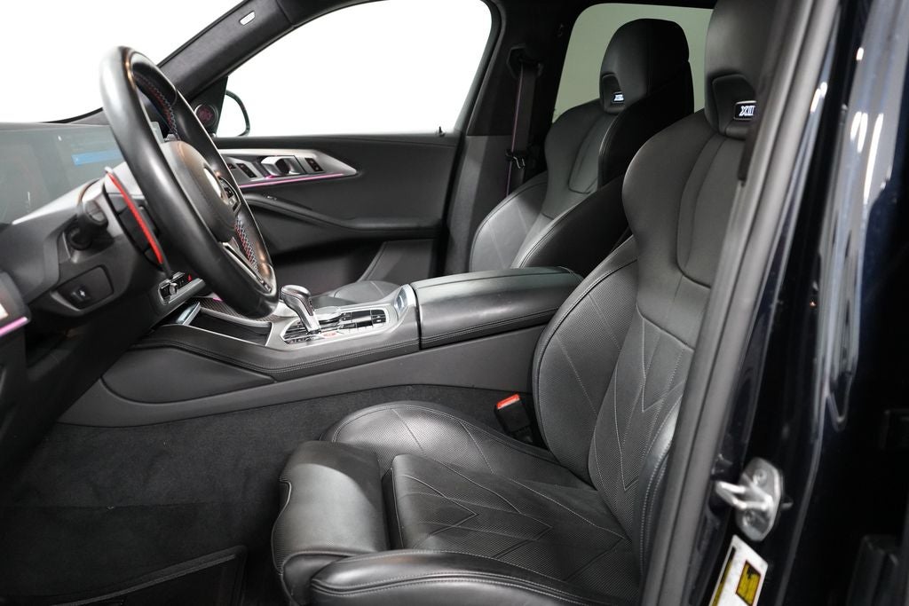 2023 BMW XM Base