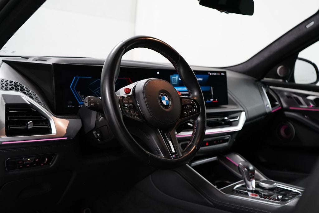 2023 BMW XM Base