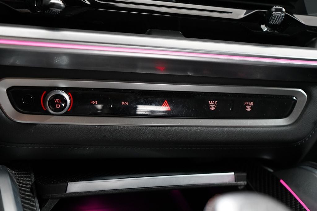 2023 BMW XM Base