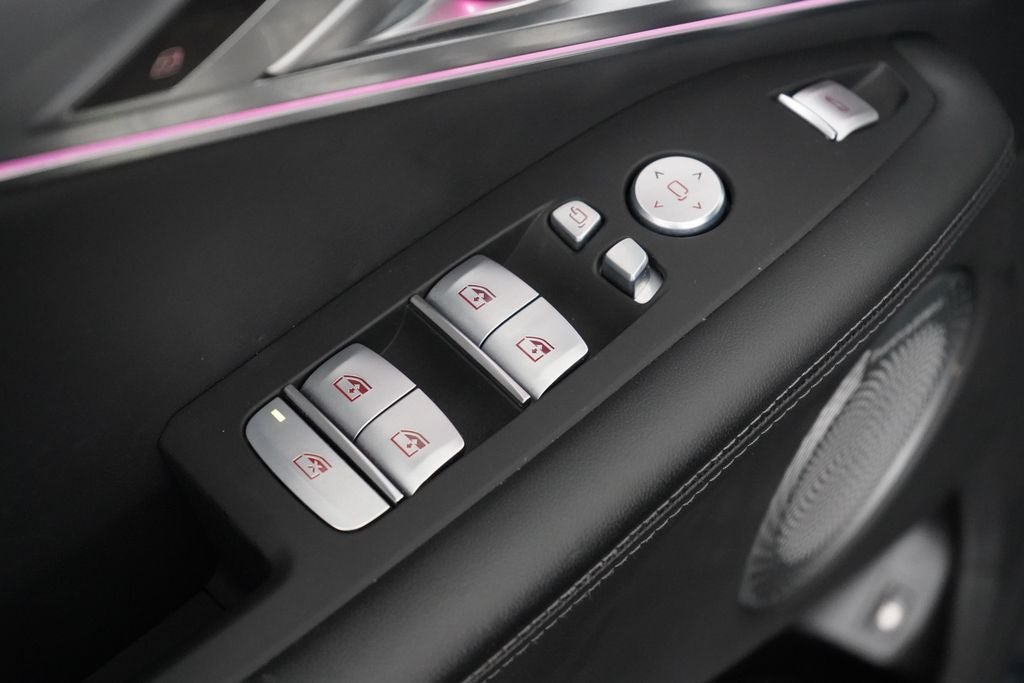 2023 BMW XM Base
