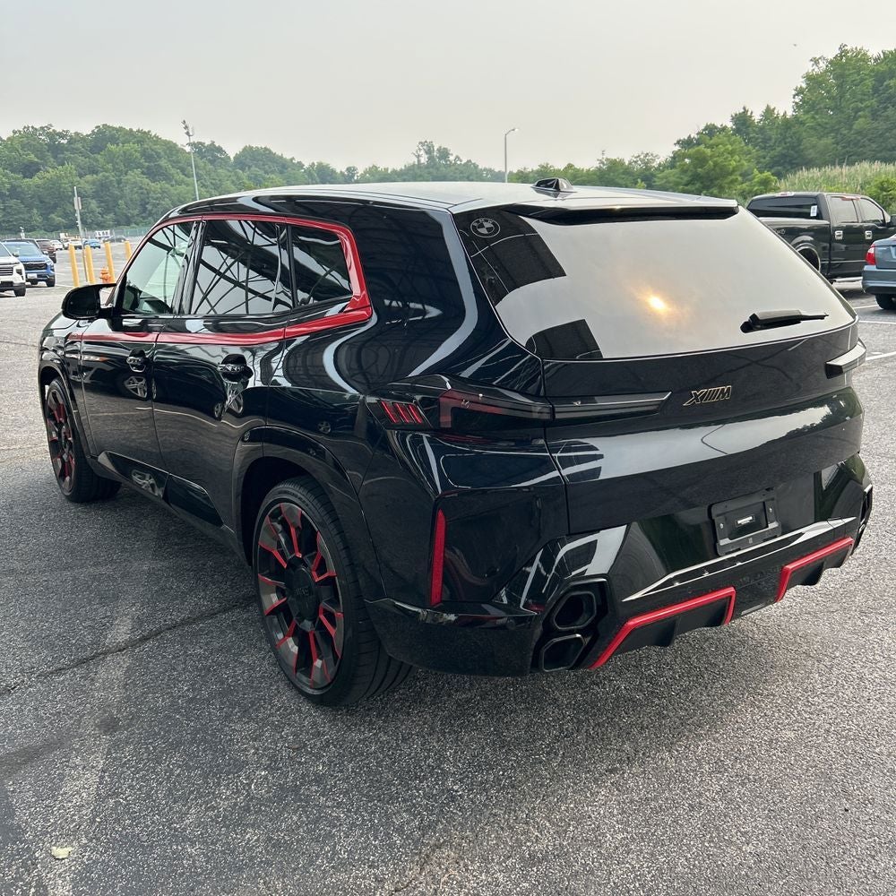 2023 BMW XM Base