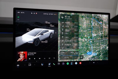 2024 Tesla Cybertruck Base
