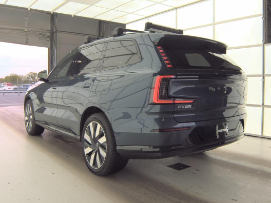 2025 Volvo EX90 Twin Motor Ultra 6-Seater