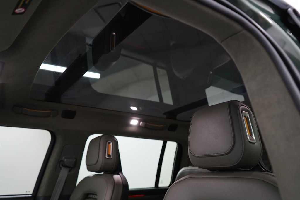 2023 Rivian R1S Adventure