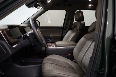 2023 Rivian R1S Adventure
