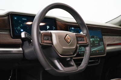 2023 Rivian R1S Adventure