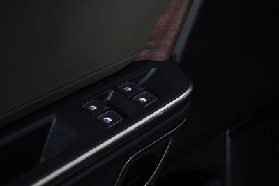 2023 Rivian R1S Adventure
