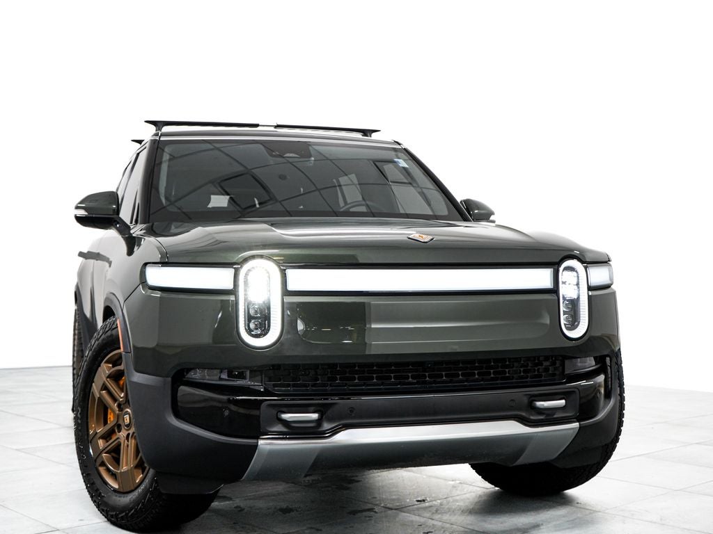 2023 Rivian R1S Adventure