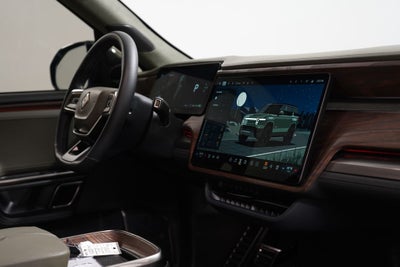 2023 Rivian R1S Adventure
