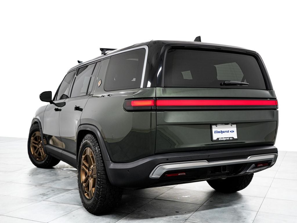 2023 Rivian R1S Adventure
