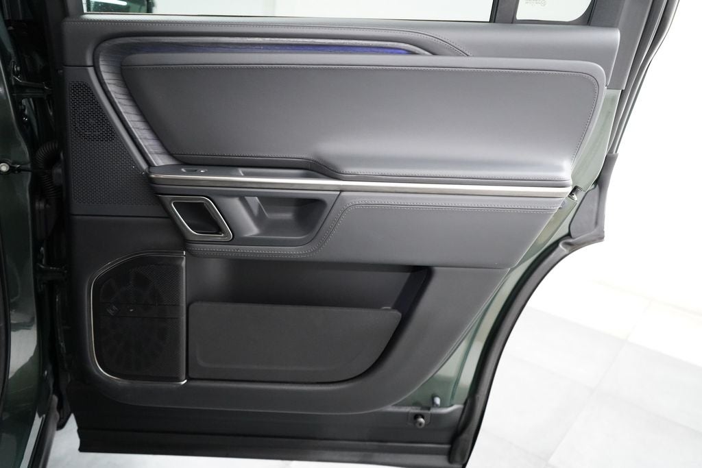 2023 Rivian R1S Adventure Quad Motor Large Pack