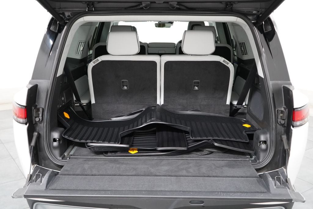 2023 Rivian R1S Adventure