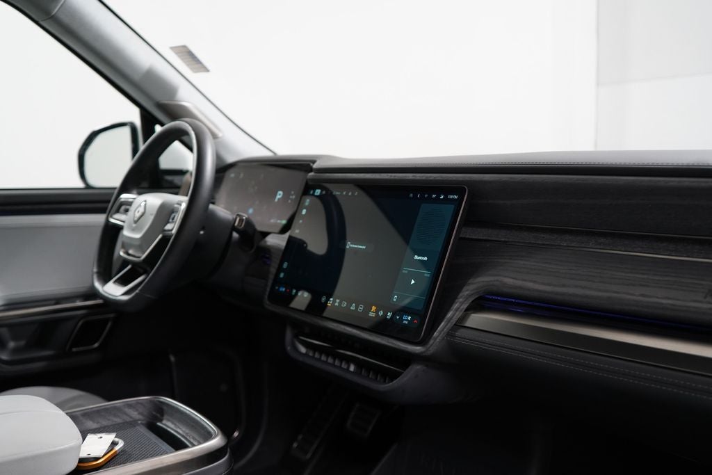 2023 Rivian R1S Adventure