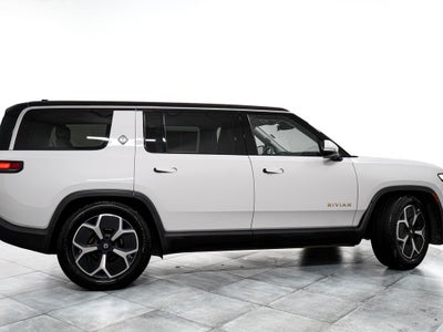 2023 Rivian R1S Adventure