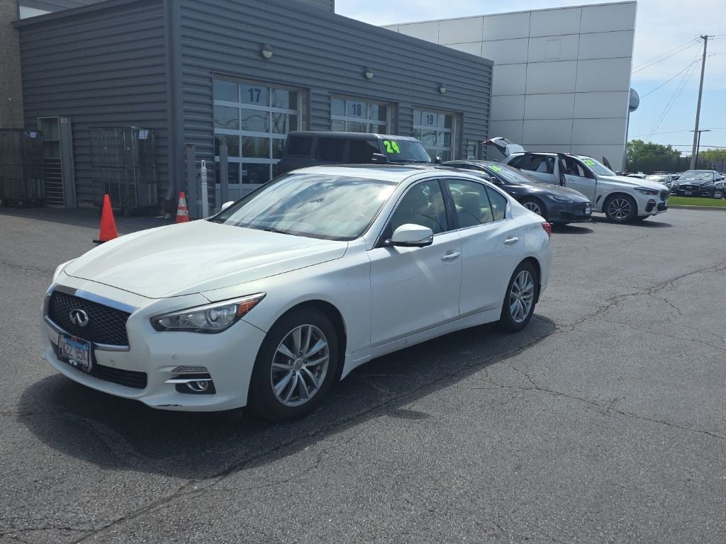 2015 INFINITI Q50 Hybrid Premium
