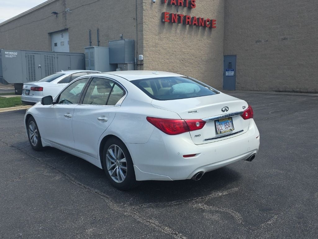 2015 INFINITI Q50 Hybrid Premium
