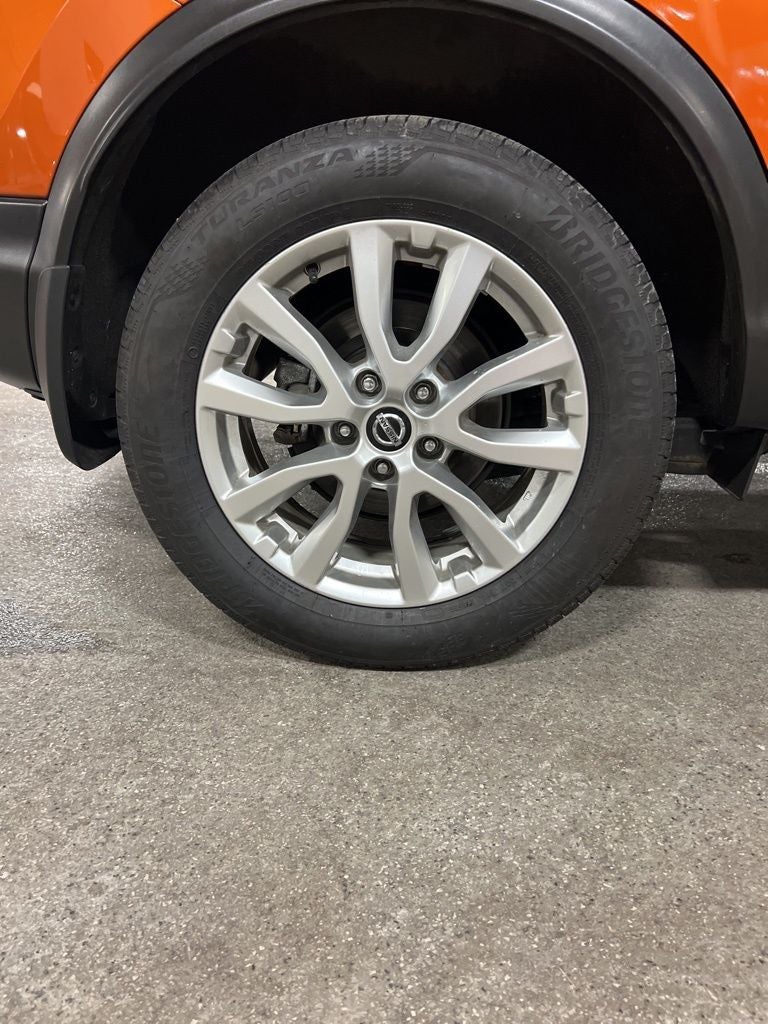 2021 Nissan Rogue Sport SV