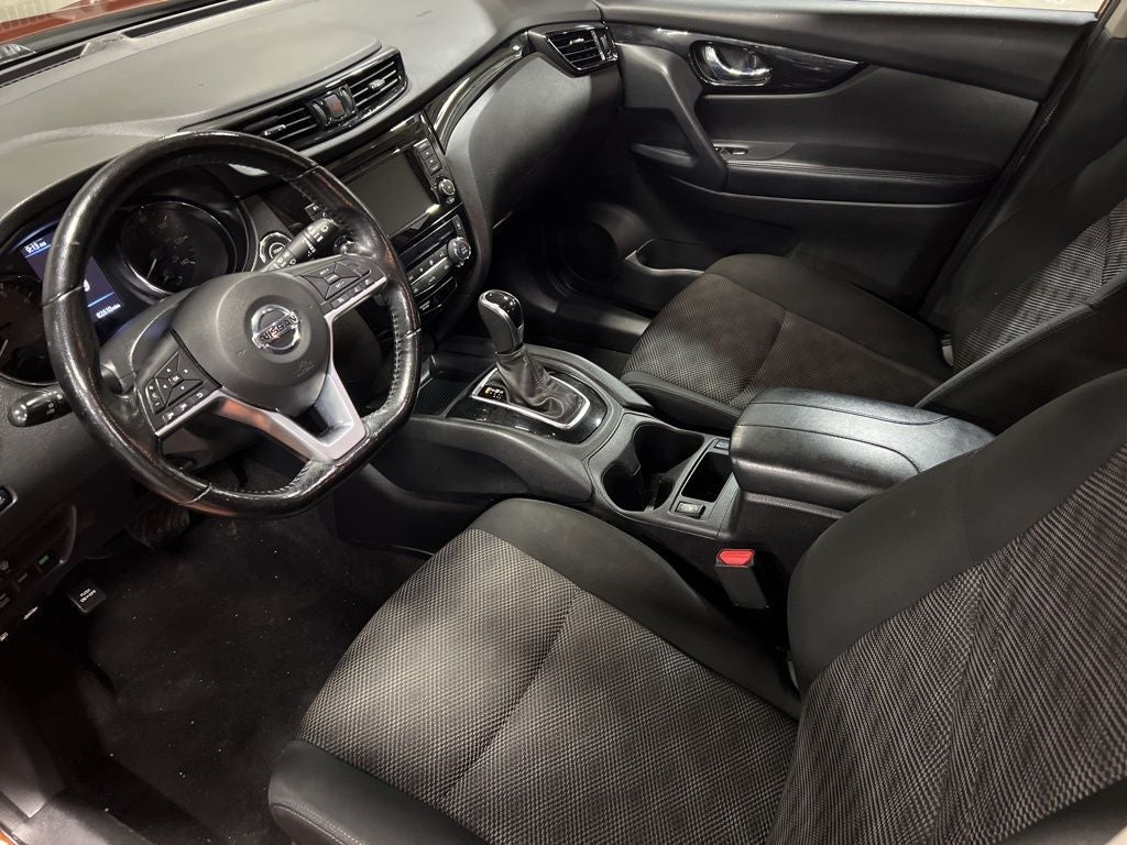 2021 Nissan Rogue Sport SV