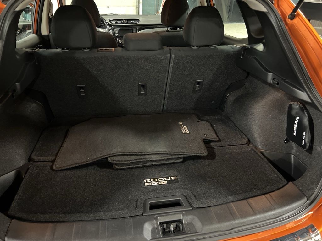 2021 Nissan Rogue Sport SV