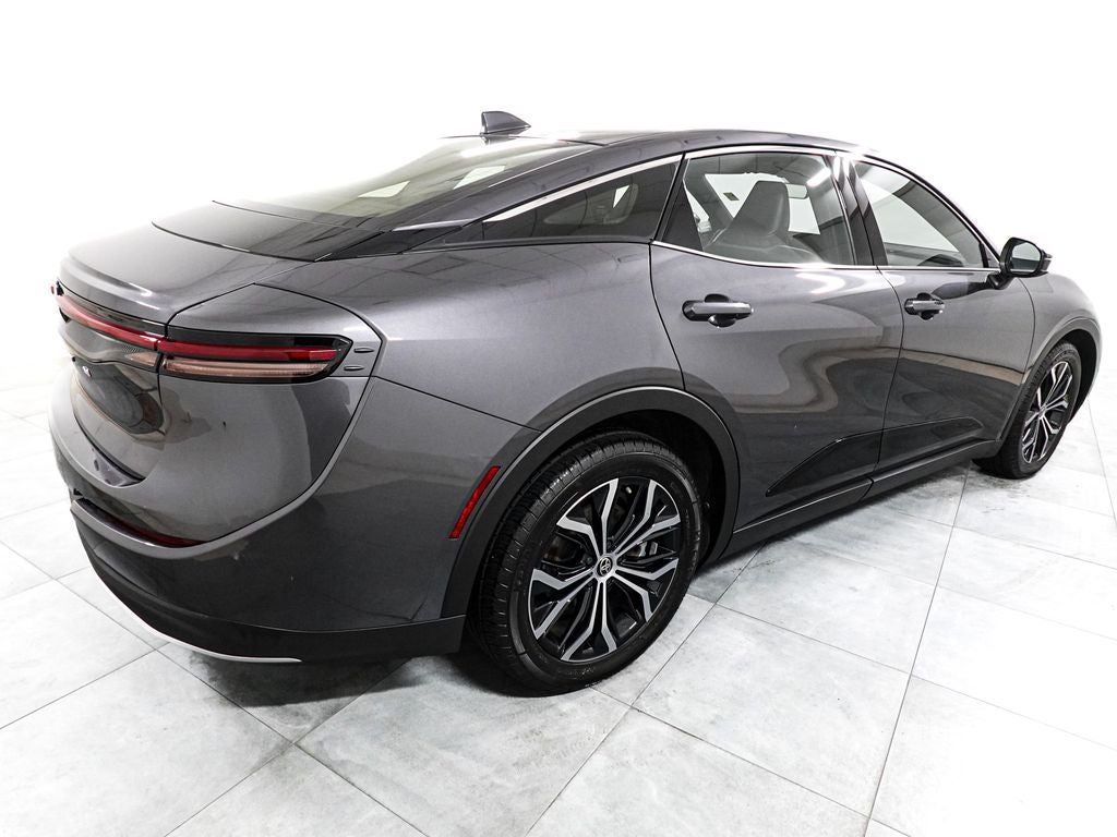 2024 Toyota Crown XLE