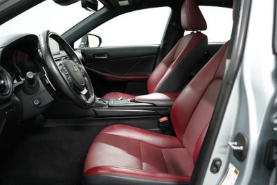 2024 Lexus IS 300