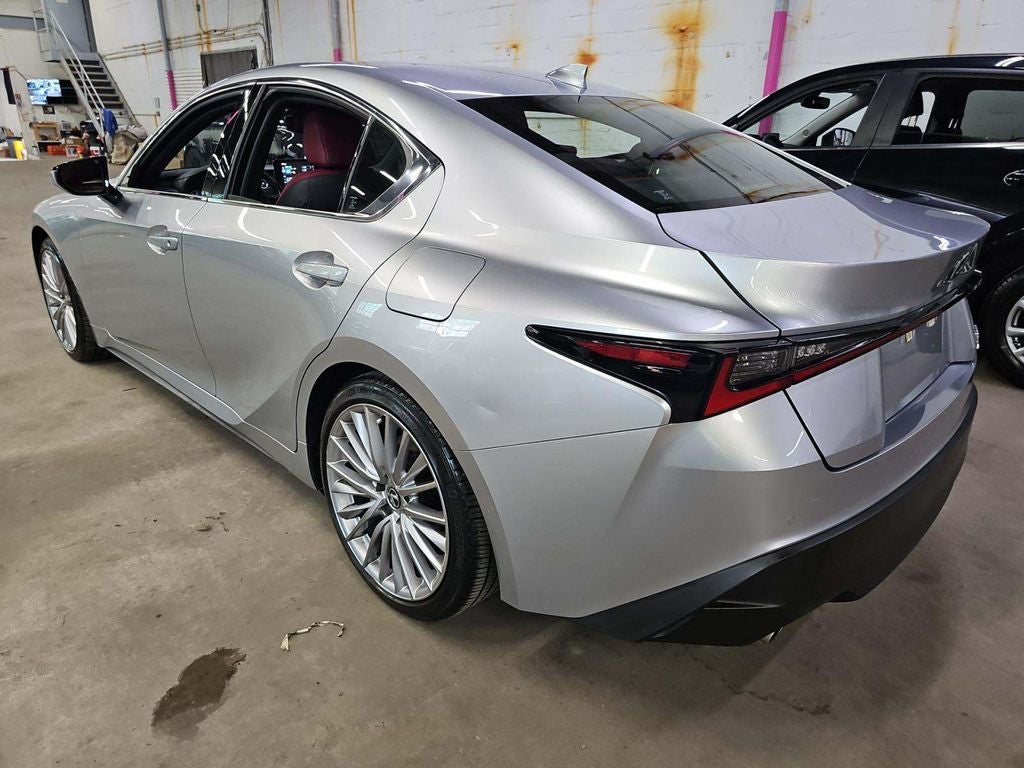 2024 Lexus IS 300
