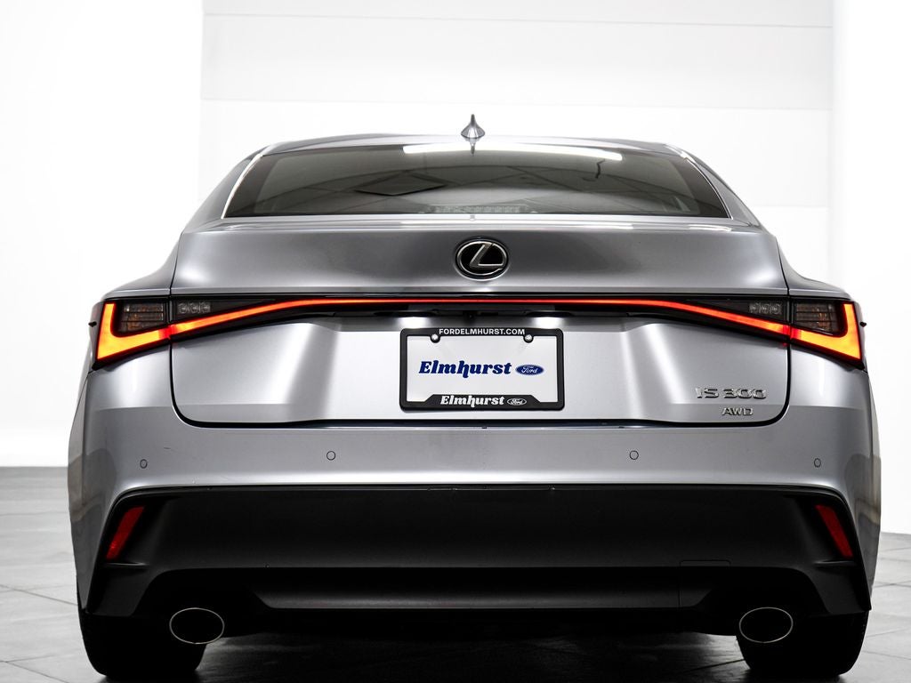 2024 Lexus IS 300