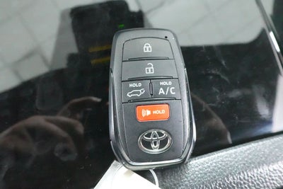 2023 Toyota bZ4X Limited