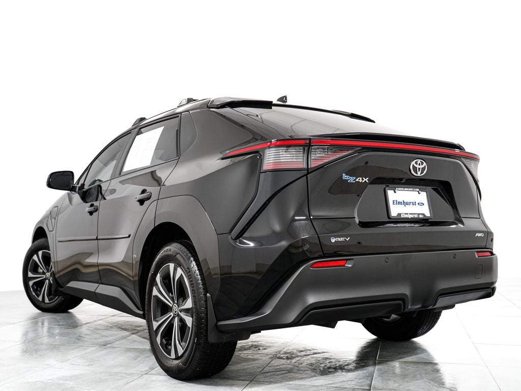 2024 Toyota bZ4X XLE