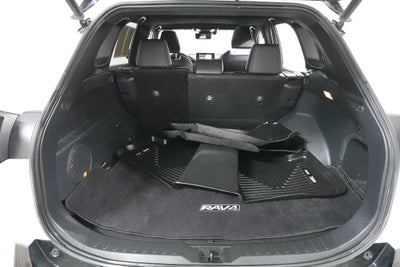 2019 Toyota RAV4 Hybrid XSE